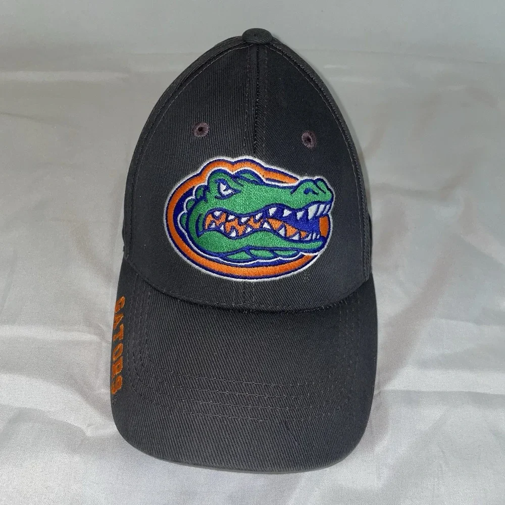 Russell‎ Athletic Florida Gators Hat Adjustable Baseball Cap Black Embroidered